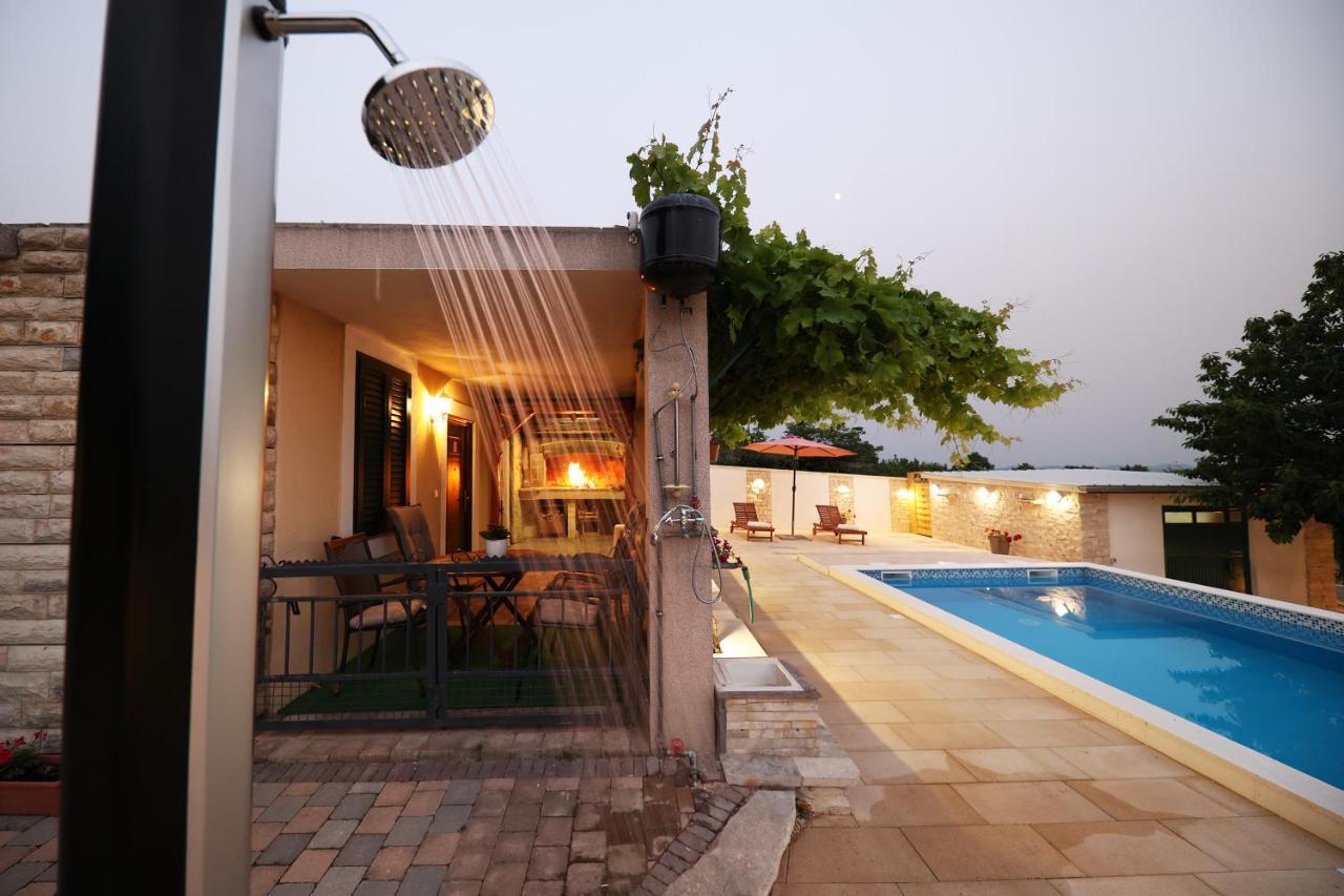 Country House Korlat Benkovac Buitenkant foto