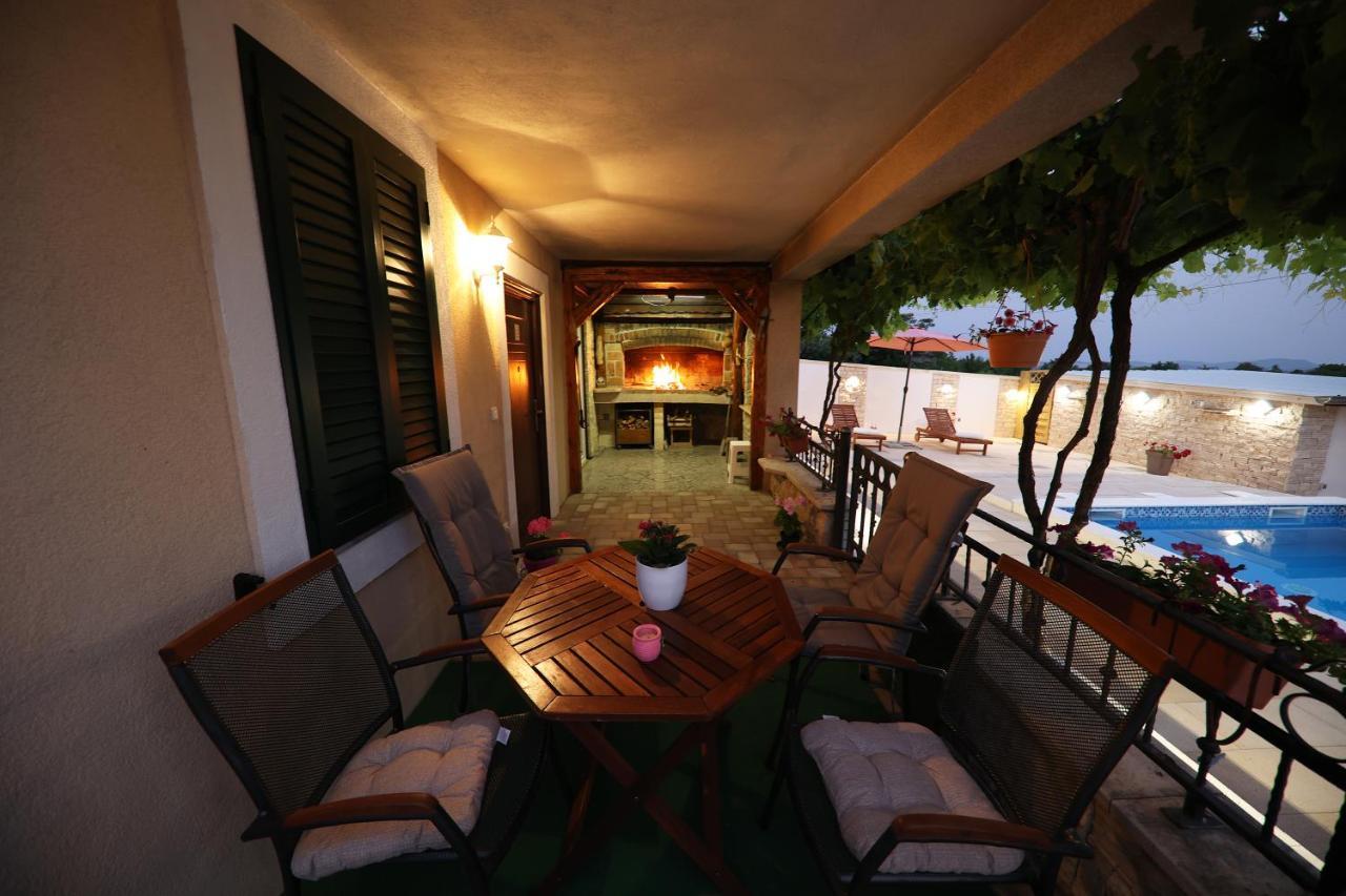 Country House Korlat Benkovac Buitenkant foto